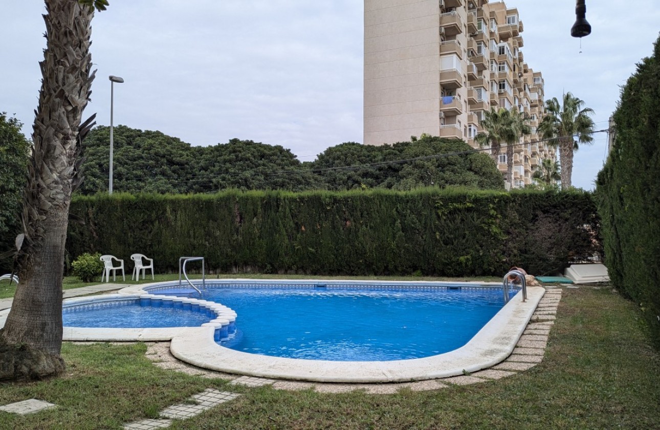 Перепродажа - Квартира - Torrevieja