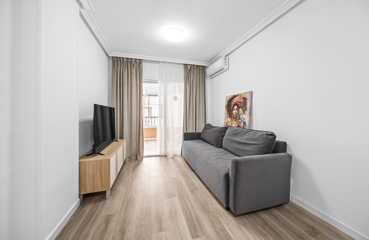 Перепродажа - Квартира - Torrevieja