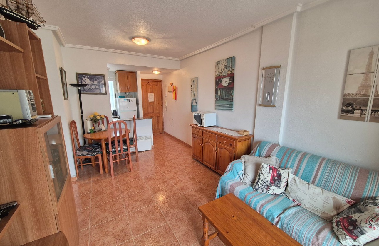 Перепродажа - Квартира - Torrevieja