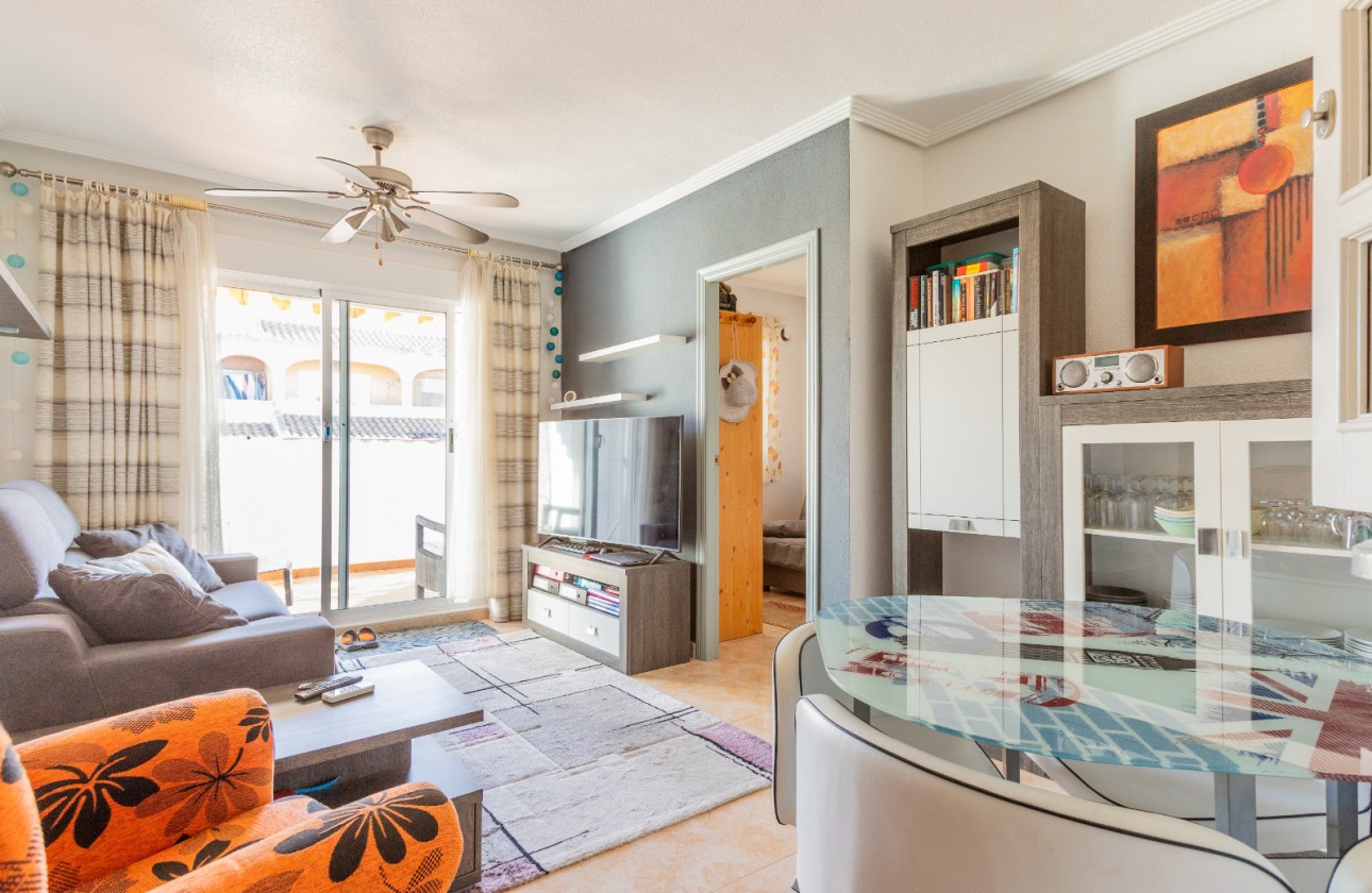 Перепродажа - Квартира - Torrevieja