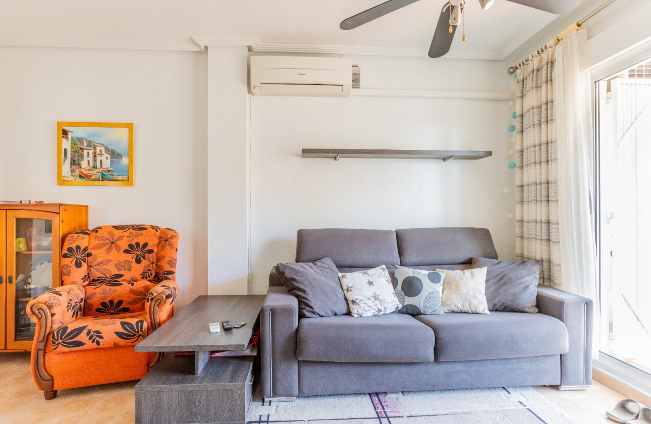 Перепродажа - Квартира - Torrevieja