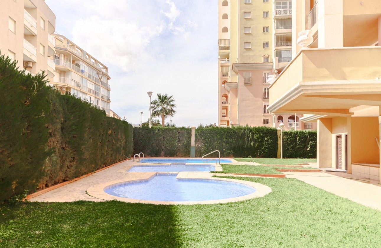 Перепродажа - Квартира - Torrevieja
