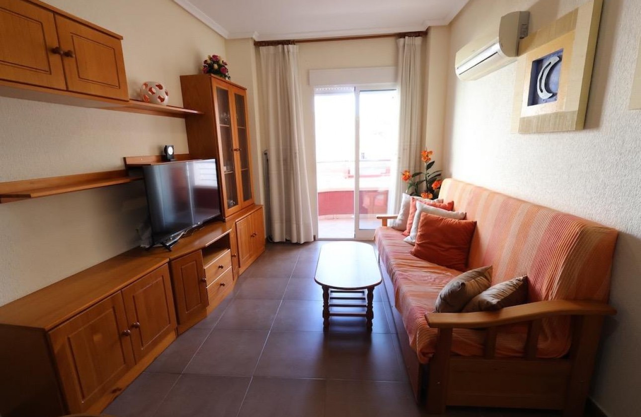 Перепродажа - Квартира - Torrevieja