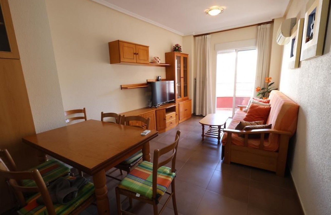 Перепродажа - Квартира - Torrevieja