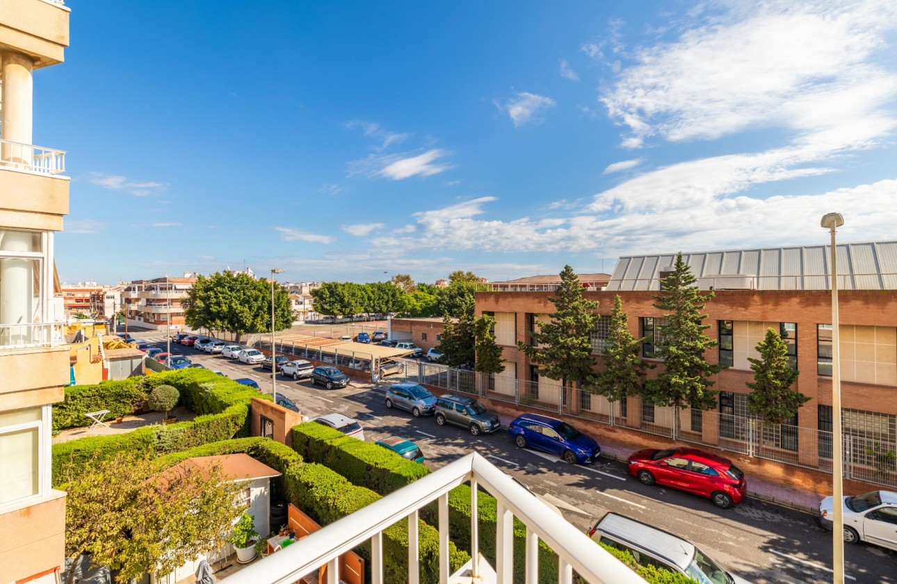 Перепродажа - Квартира - Torrevieja