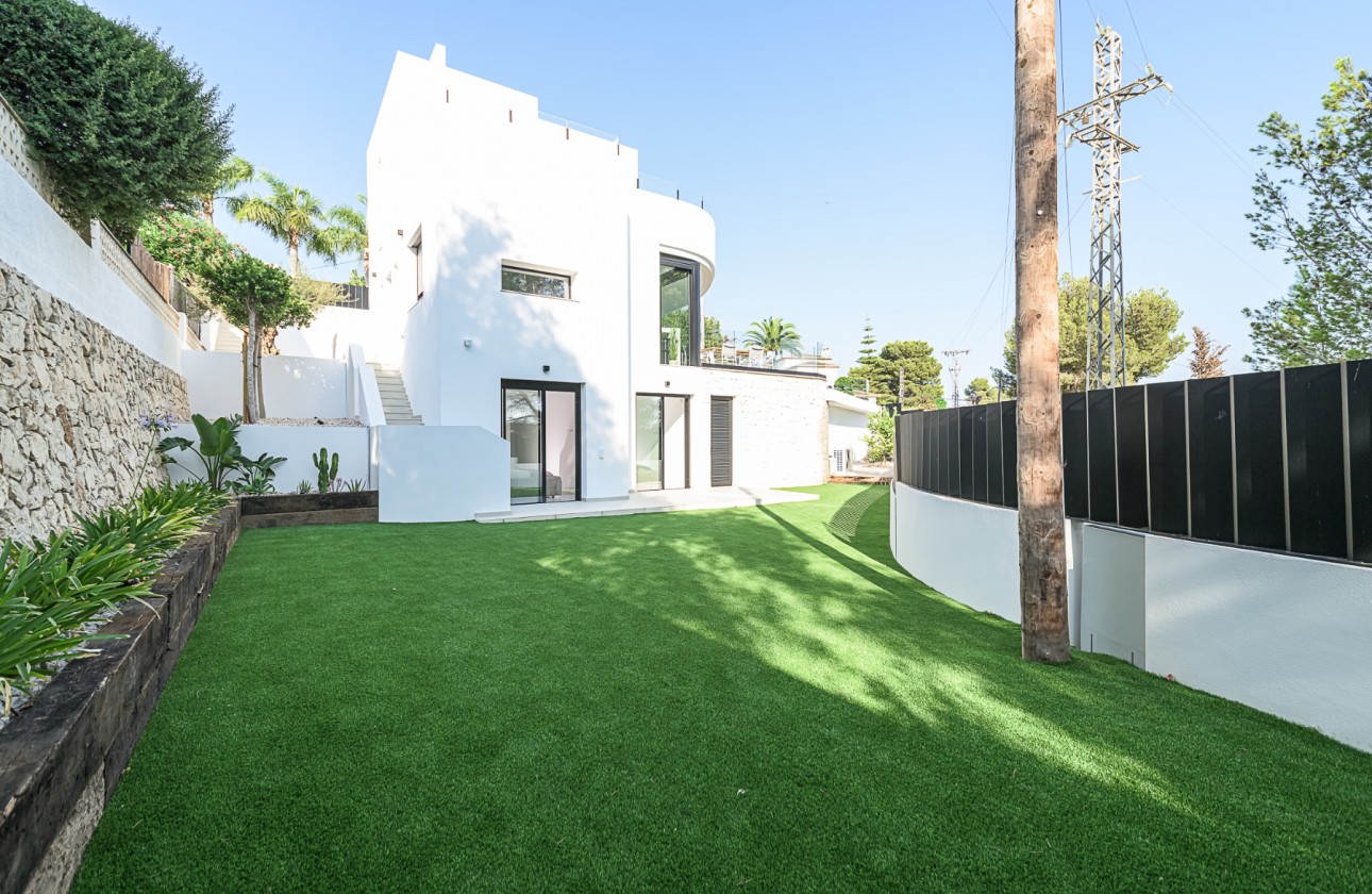 Перепродажа - отдельная вилла - Benissa - La Fustera