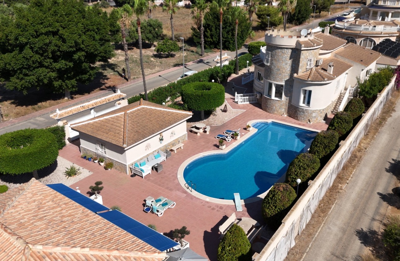 Перепродажа - отдельная вилла - Ciudad Quesada - Doña Pepa