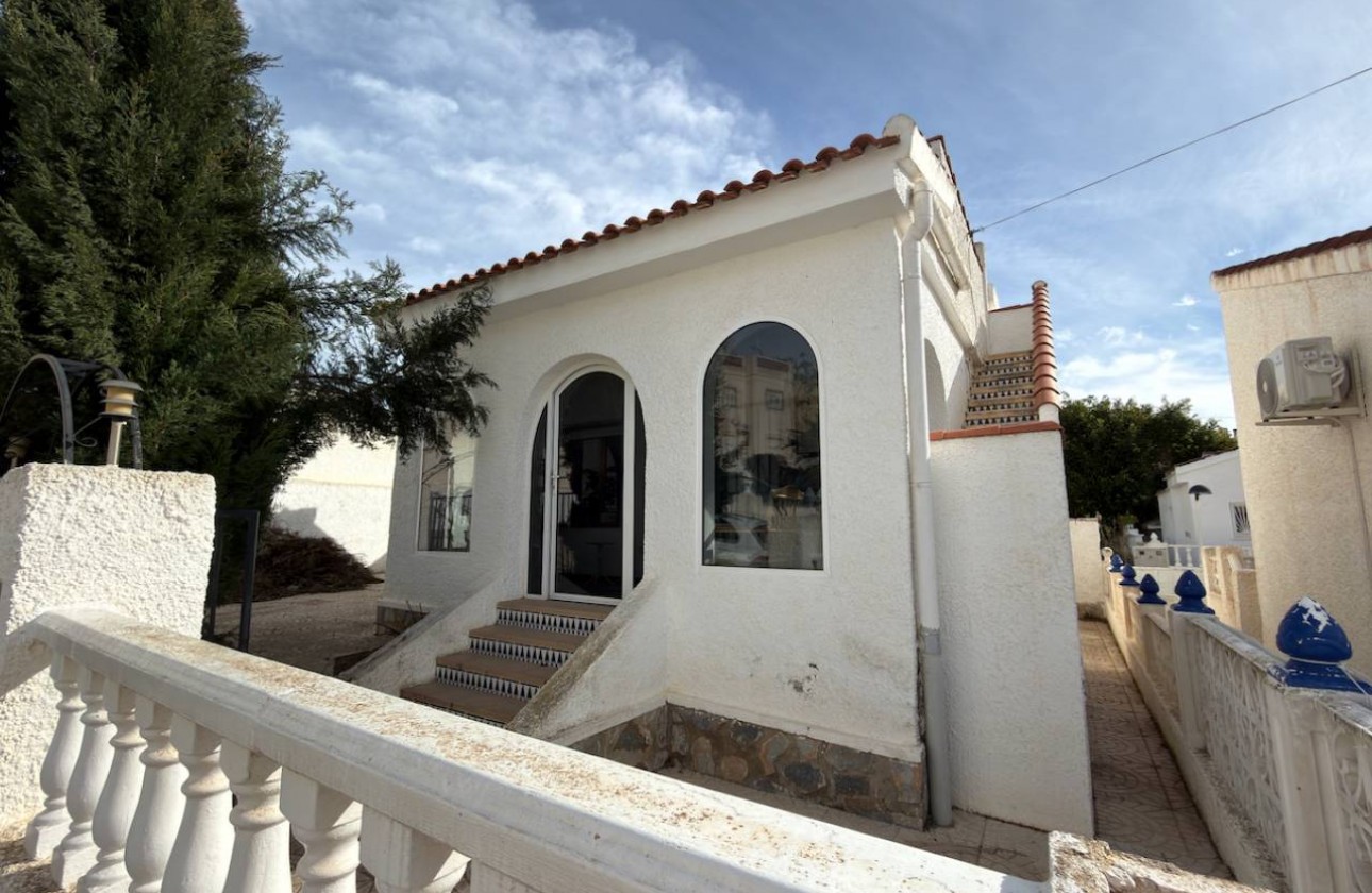 Перепродажа - отдельная вилла - Ciudad Quesada - La Marquesa Golf