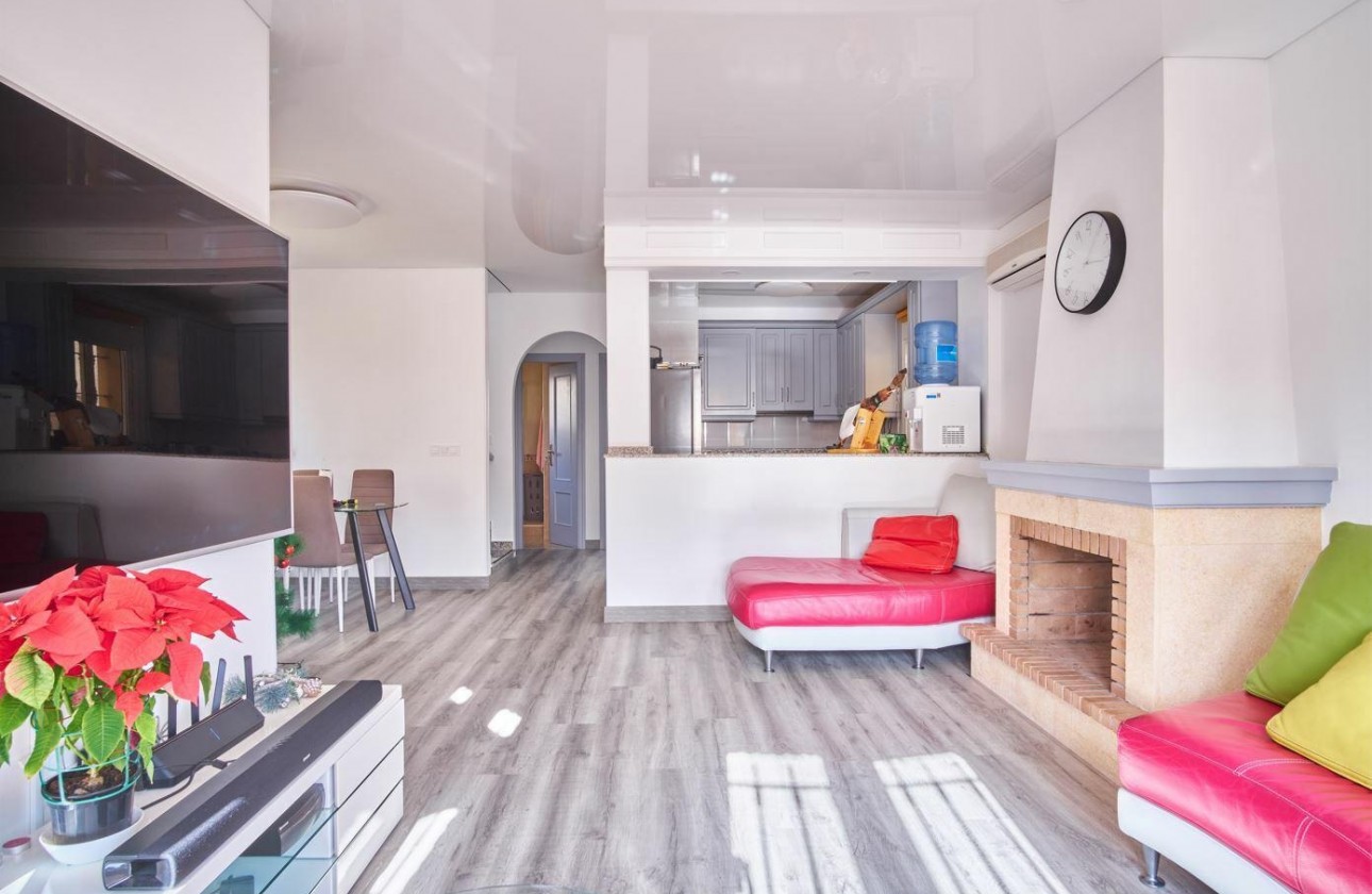 Перепродажа - отдельная вилла - Los Montesinos