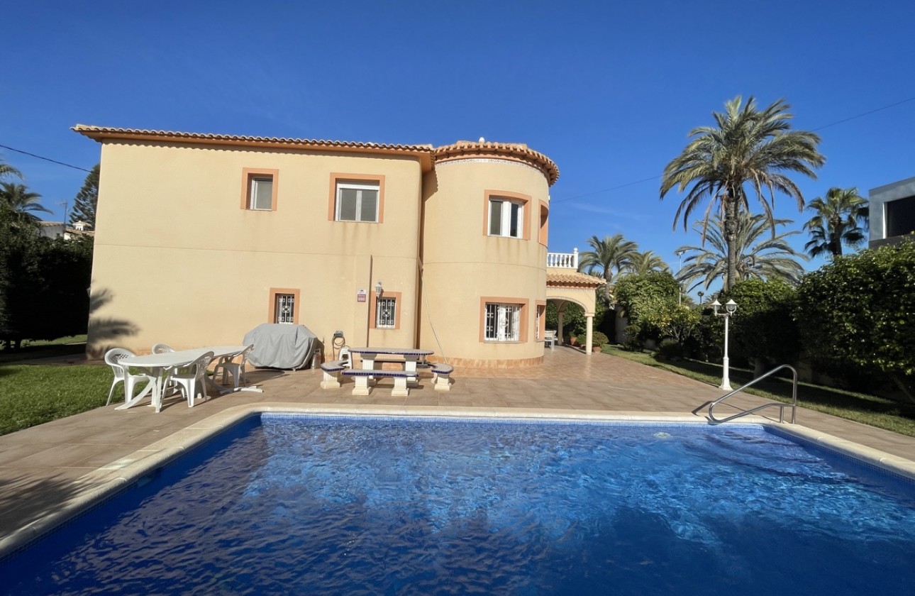 Перепродажа - отдельная вилла - Orihuela Costa - Cabo Roig