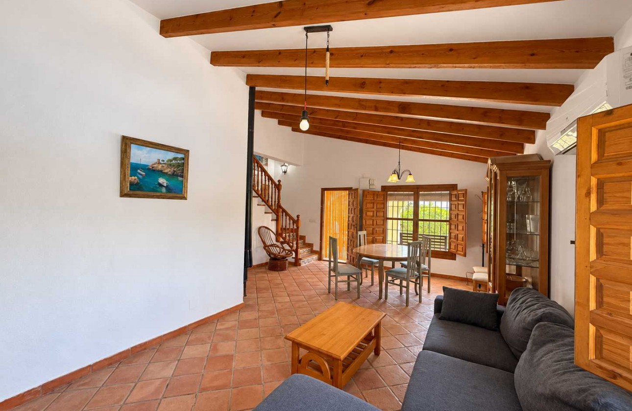 Перепродажа - отдельная вилла - Orihuela Costa - Cabo Roig