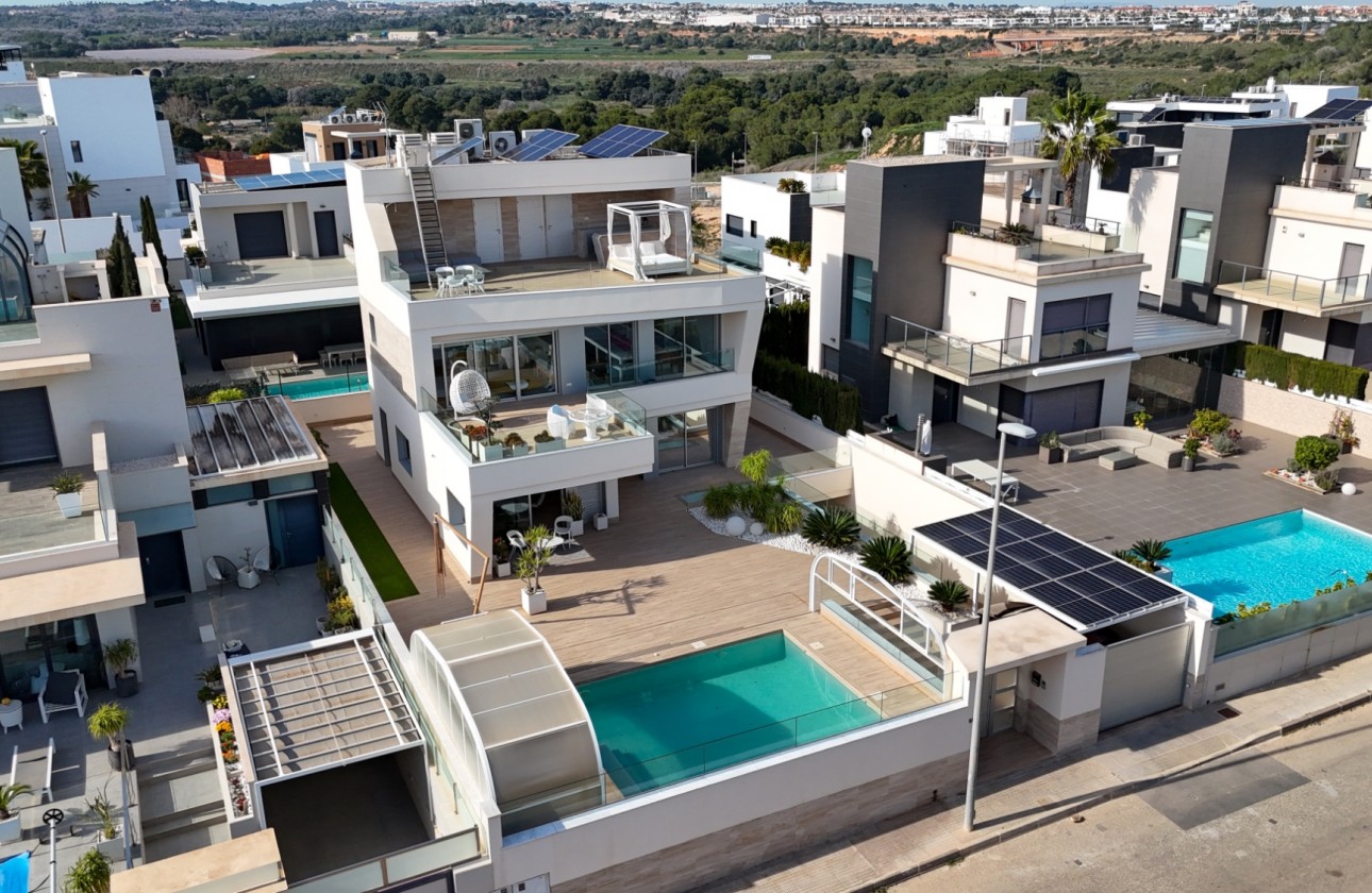 Перепродажа - отдельная вилла - Orihuela Costa - Campoamor