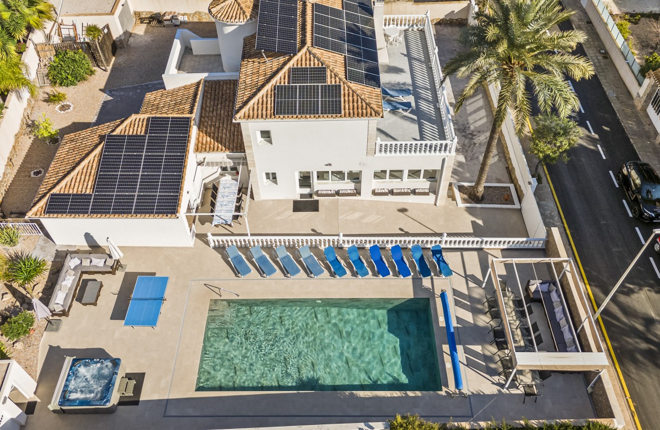 Перепродажа - отдельная вилла - Orihuela Costa - La Zenia