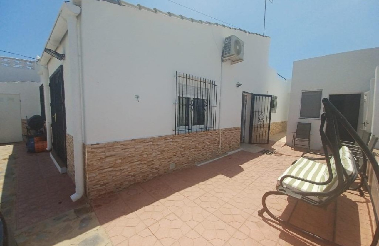 Перепродажа - отдельная вилла - Orihuela Costa - Lomas de Cabo Roig