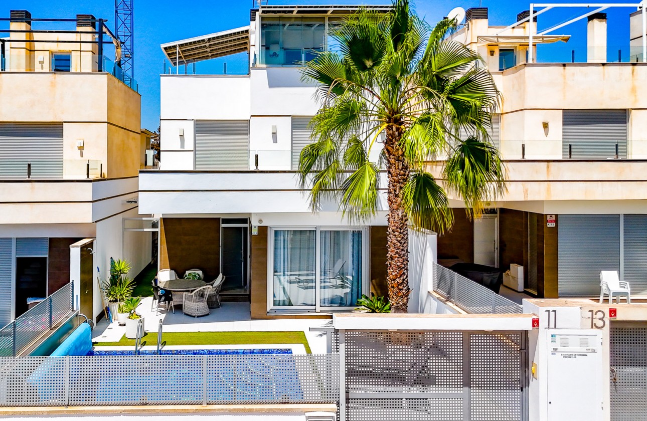 Перепродажа - отдельная вилла - Orihuela Costa - Lomas de Cabo Roig