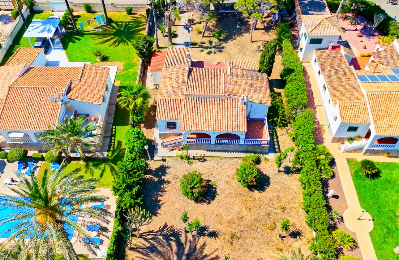 Перепродажа - отдельная вилла - Orihuela Costa - Playa Flamenca