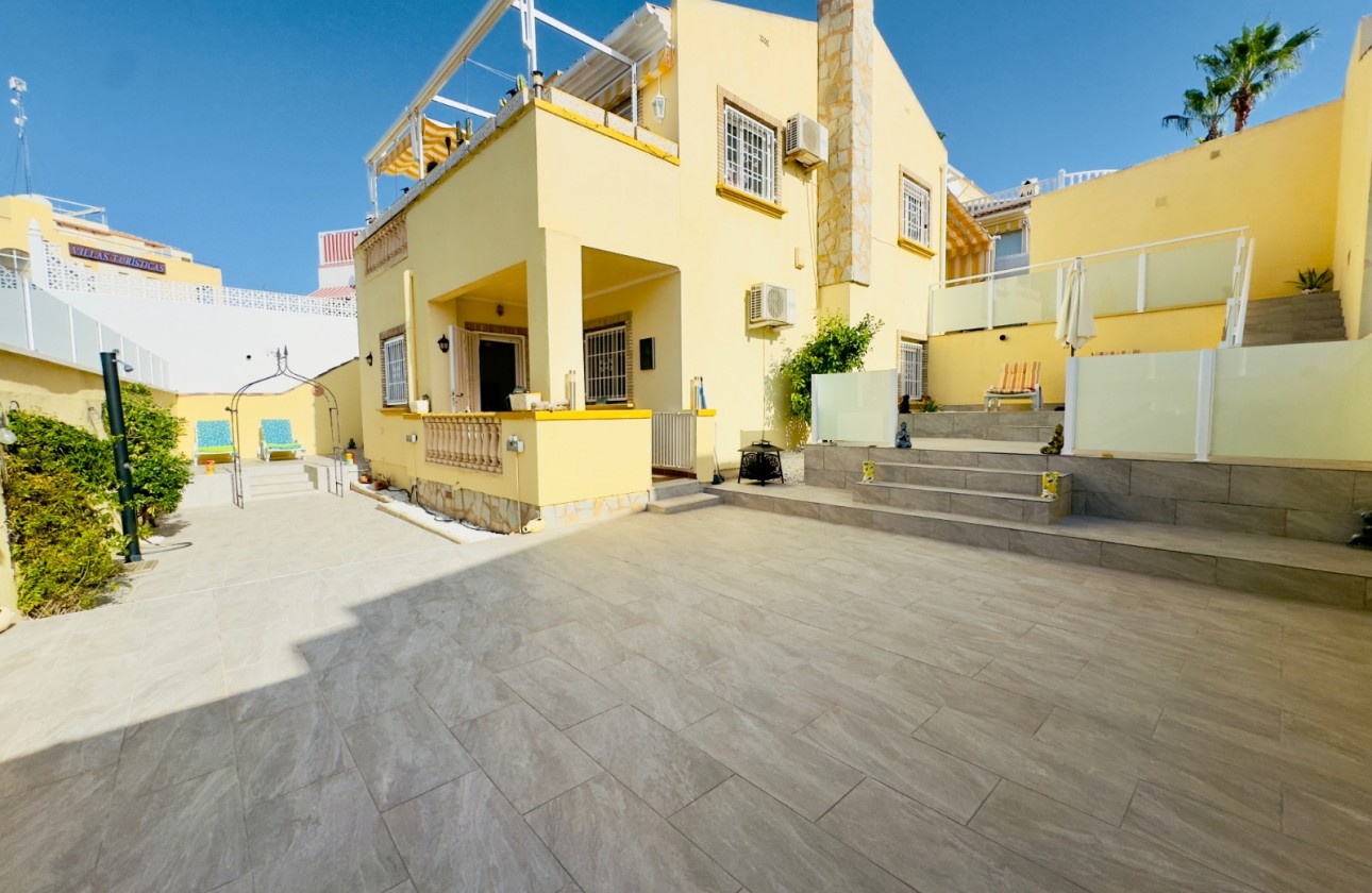 Перепродажа - отдельная вилла - Orihuela Costa - Playa Flamenca