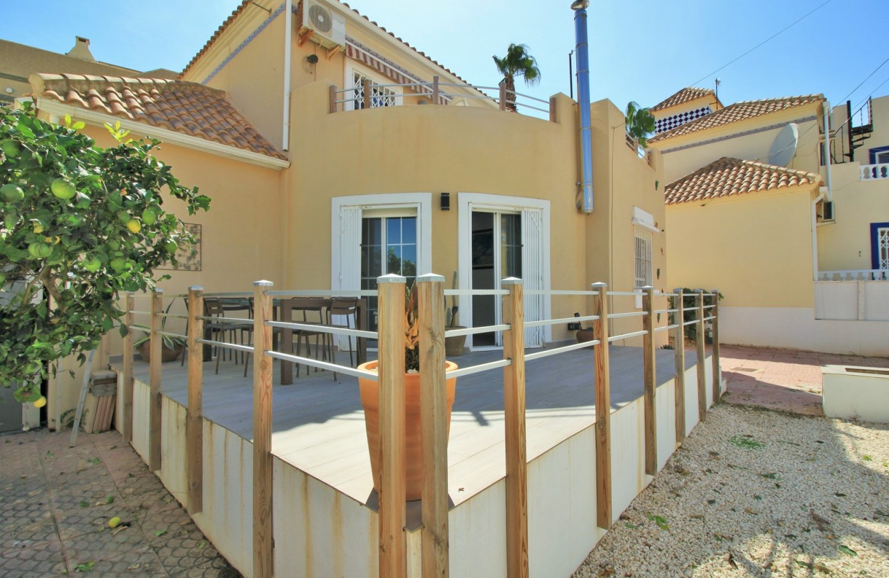 Перепродажа - отдельная вилла - Orihuela Costa - Villamartín