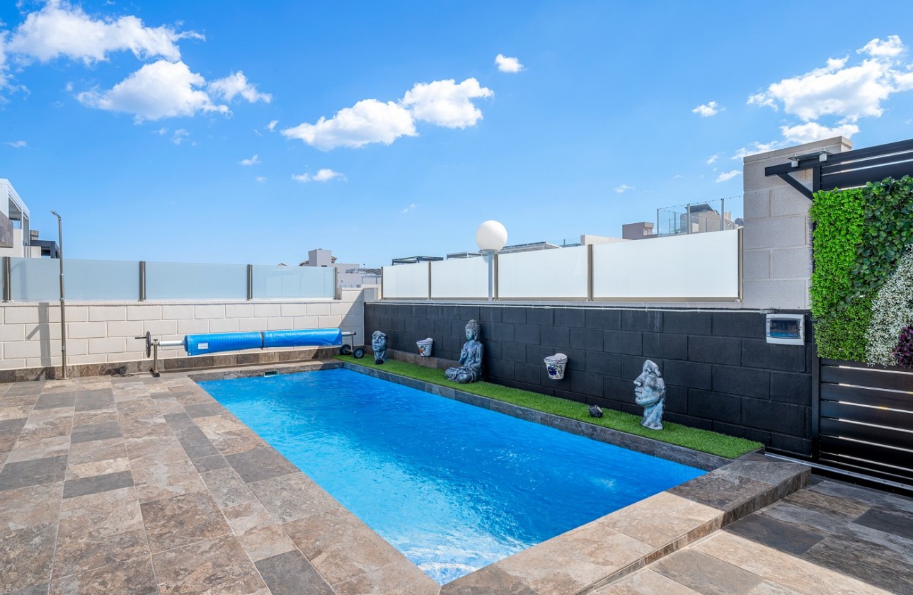 Перепродажа - отдельная вилла - Orihuela Costa - Villamartín