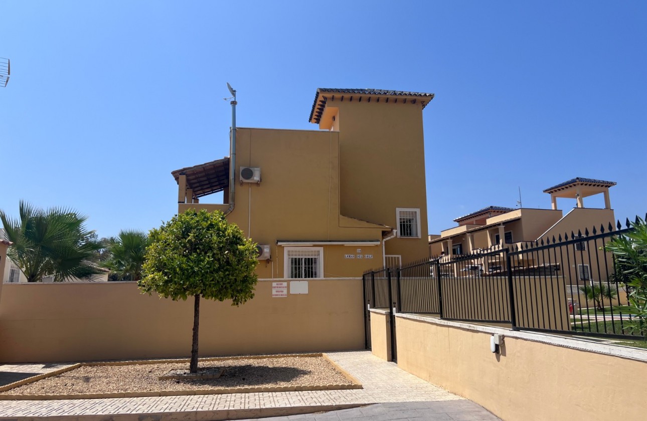 Перепродажа - отдельная вилла - Orihuela - Villamartín