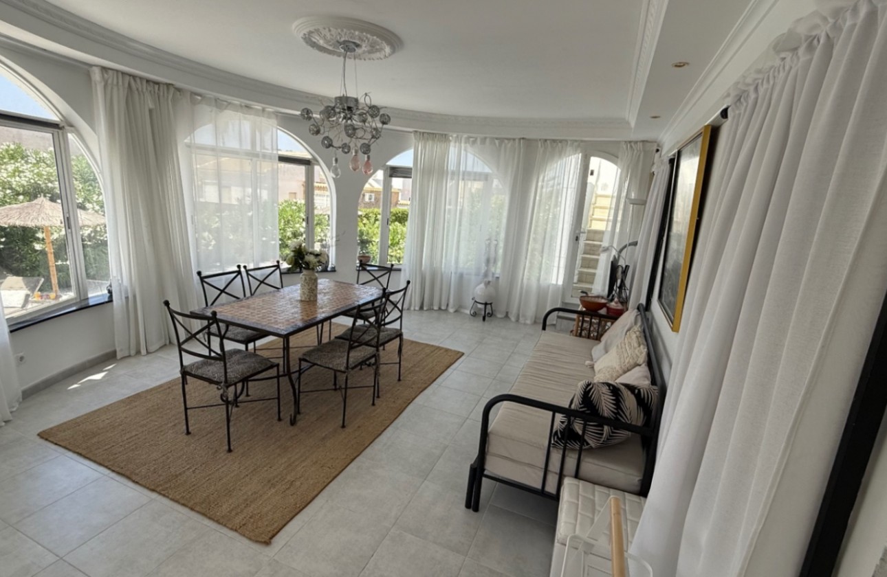 Перепродажа - отдельная вилла - Torrevieja - Costa Blanca Sur