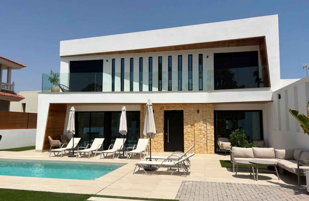 Перепродажа - отдельная вилла - Torrevieja - Los Altos