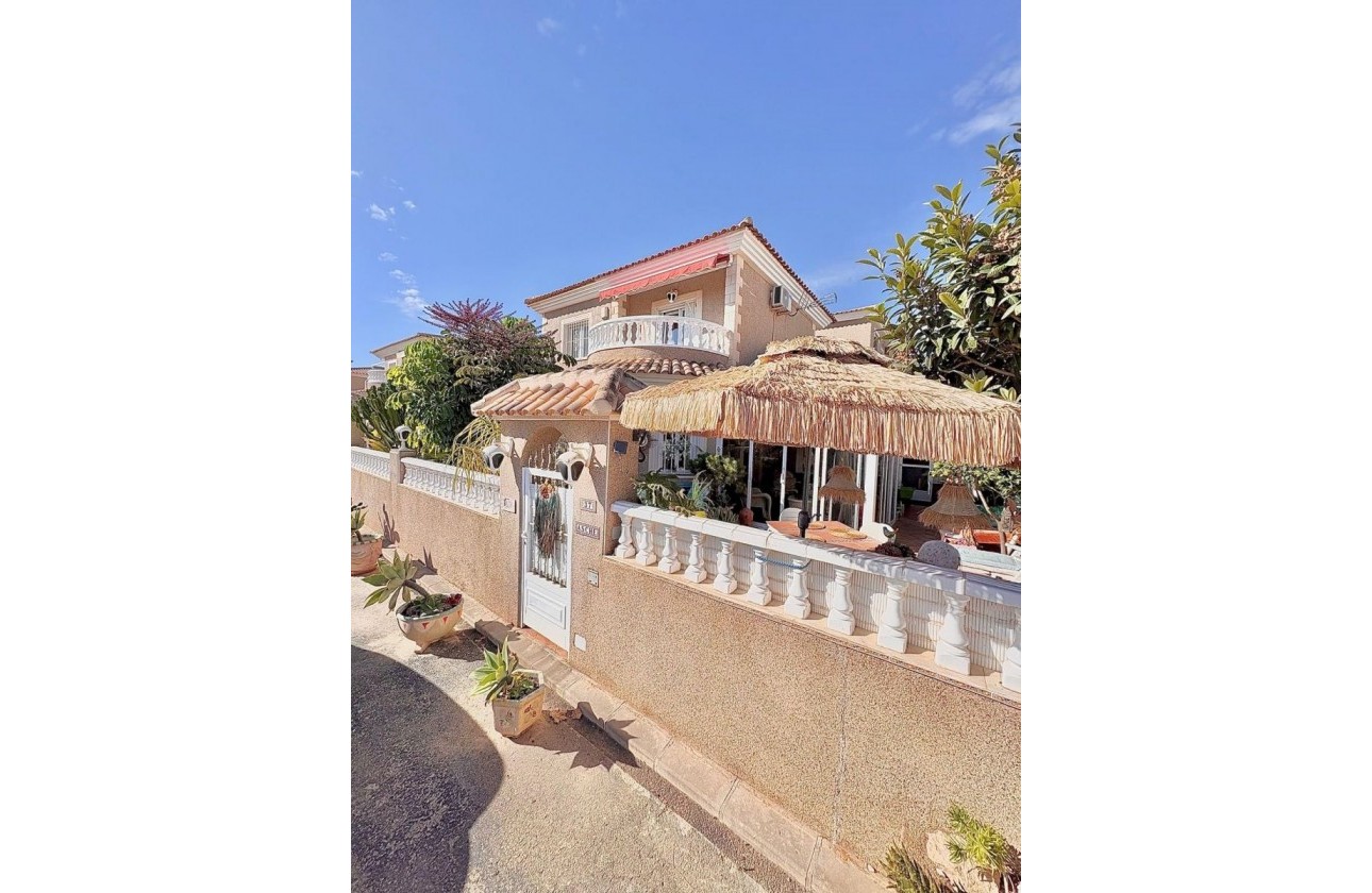 Перепродажа - отдельная вилла - Torrevieja - Los Balcones - Los Altos del Edén
