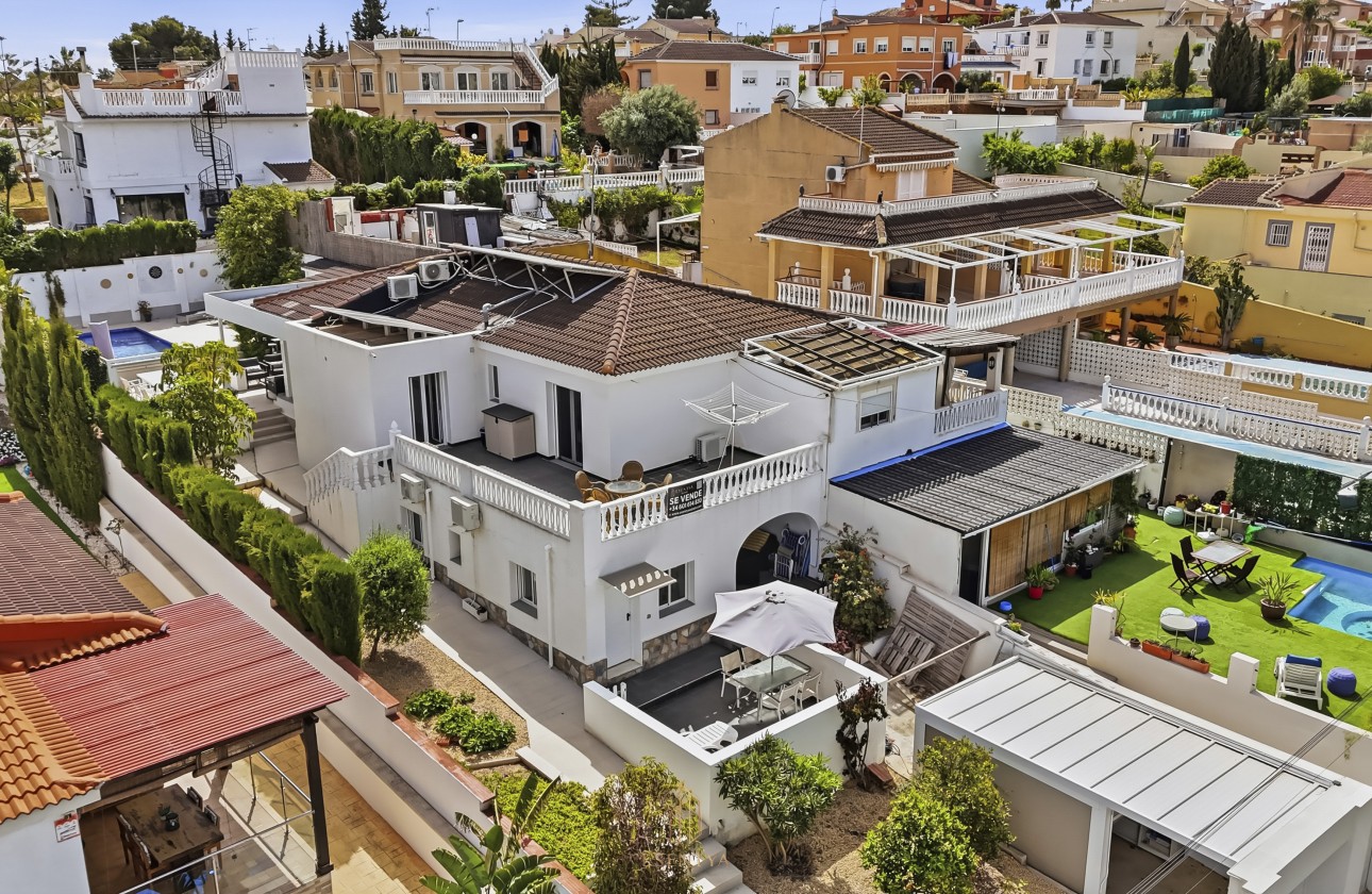 Перепродажа - отдельная вилла - Torrevieja - Los Balcones - Los Altos del Edén