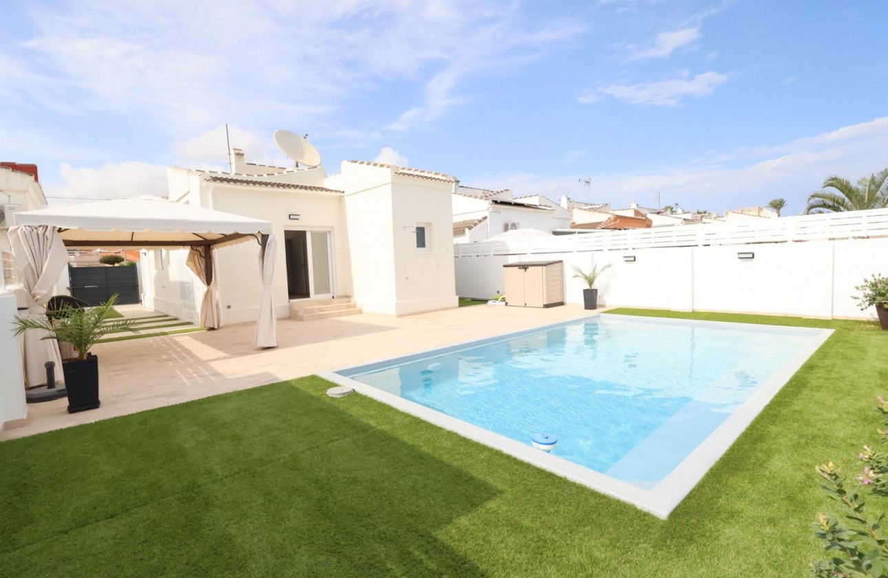 Перепродажа - отдельная вилла - Torrevieja - San Luis