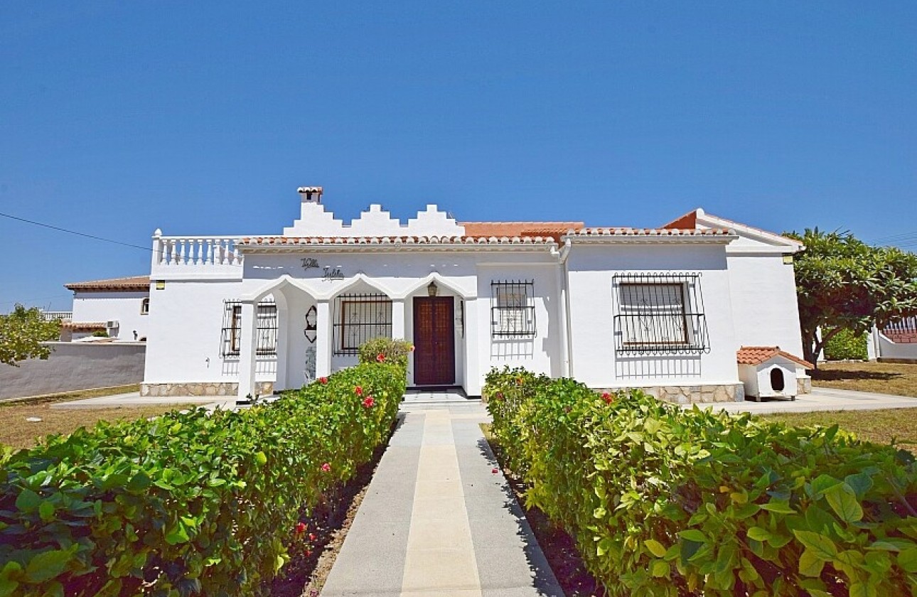 Перепродажа - отдельная вилла - Torrevieja - Torreta Florida