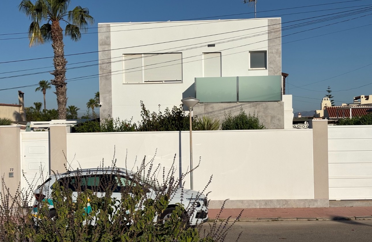Перепродажа - отдельная вилла - Torrevieja - Torreta - Florida