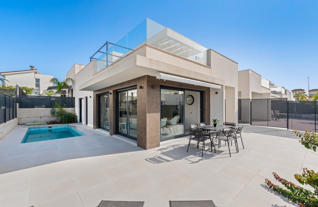 Перепродажа - Полуотдельная вилла - La Marina