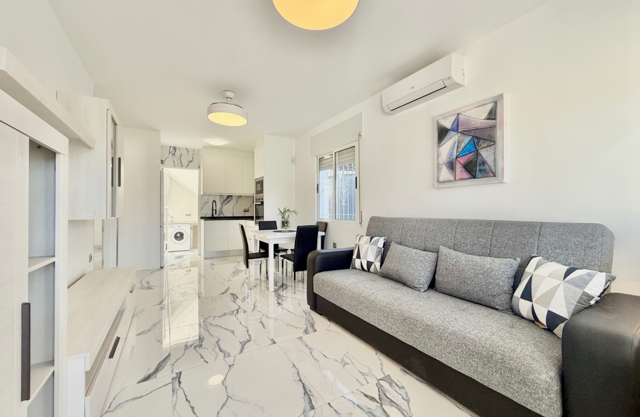 Перепродажа - Полуотдельная вилла - Torrevieja - El chaparral