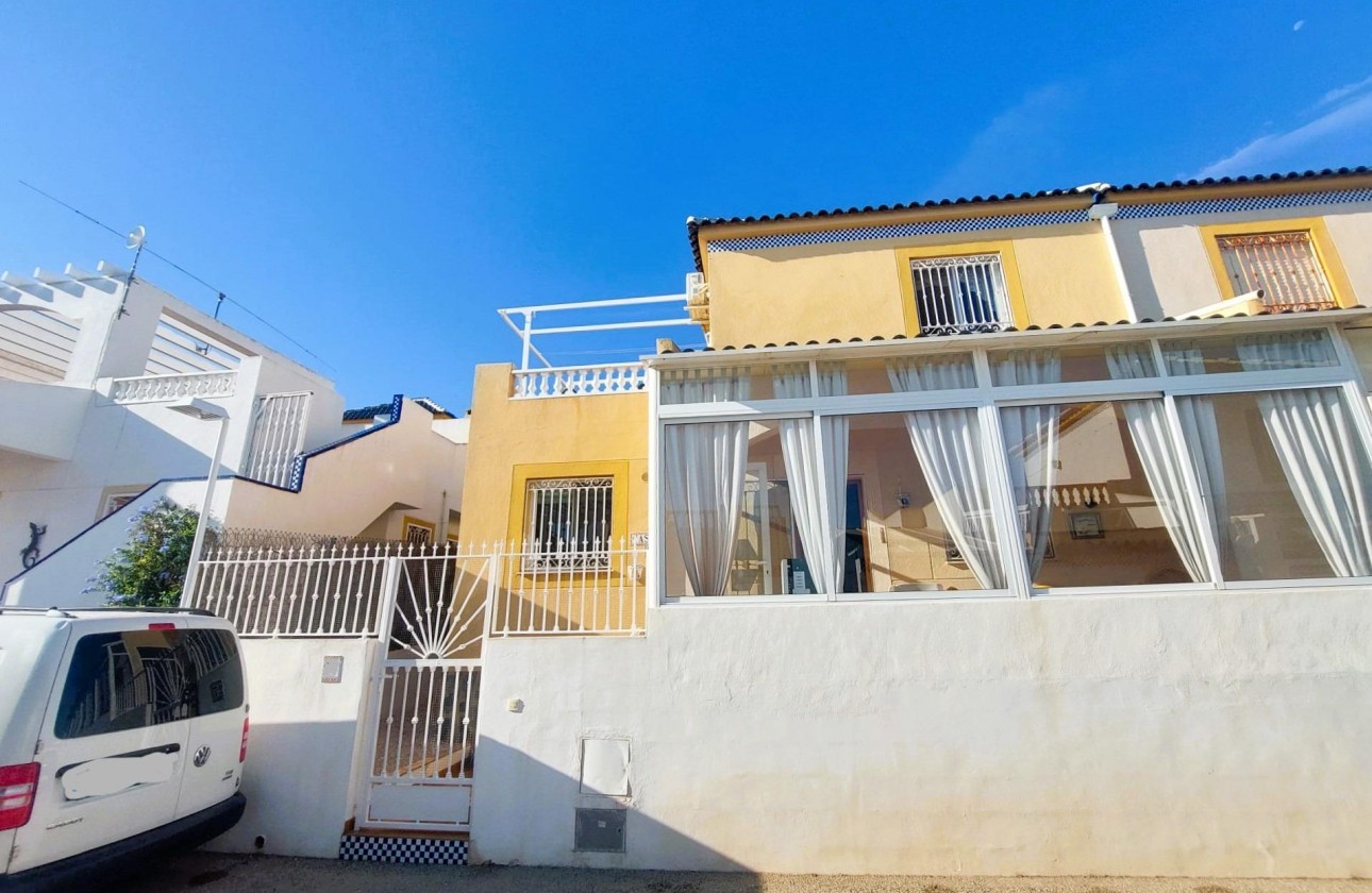 Перепродажа - Полуотдельная вилла - Torrevieja - Los Balcones - Los Altos del Edén