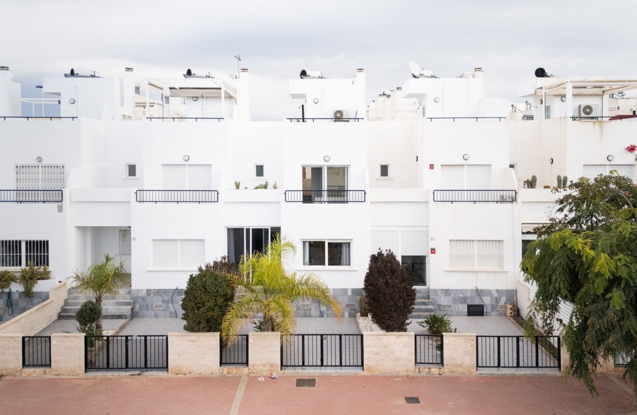 Перепродажа - Полуотдельная вилла - Torrevieja - Nueva Torrevieja - Aguas Nuevas