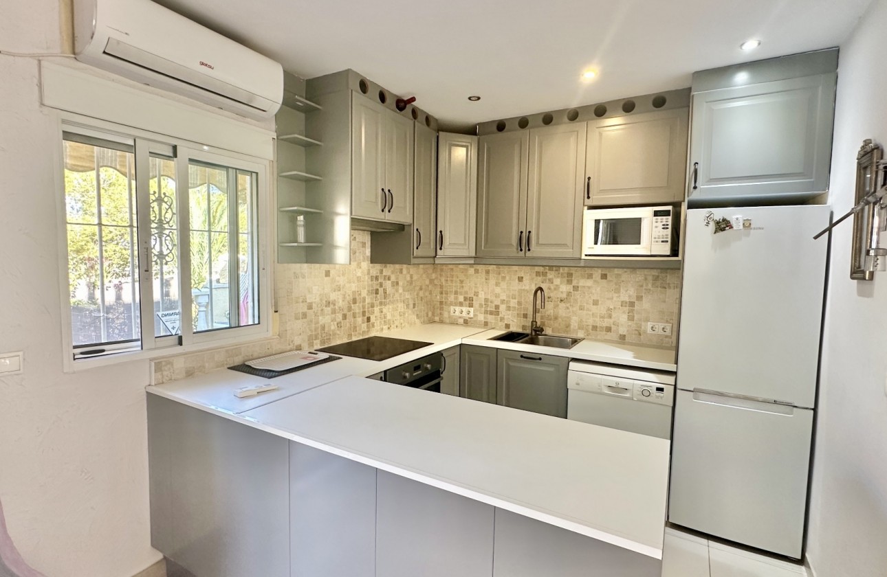 Перепродажа - Таунхаус - Guardamar del Segura - Lomas de Polo-Pinomar