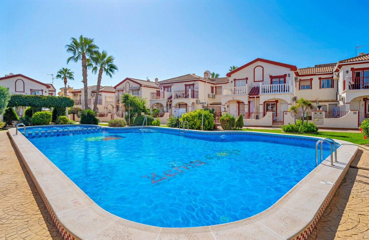 Перепродажа - Таунхаус - Orihuela Costa - La Zenia