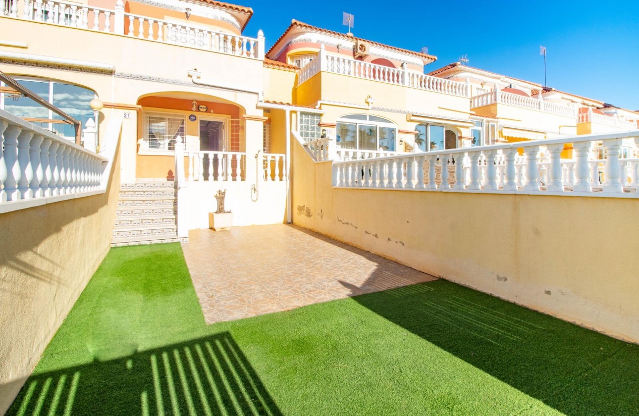 Перепродажа - Таунхаус - Orihuela Costa - La Zenia