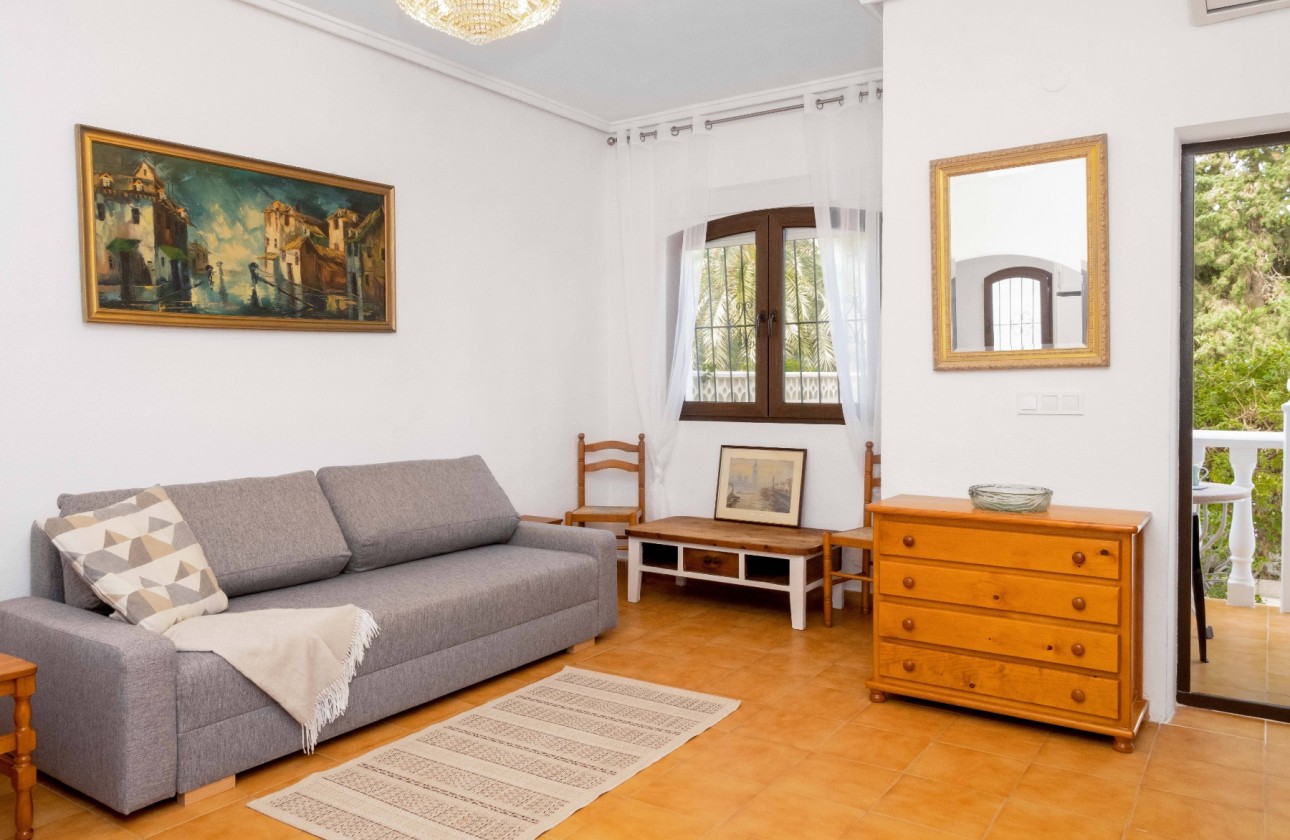 Перепродажа - Таунхаус - Orihuela Costa - La Zenia