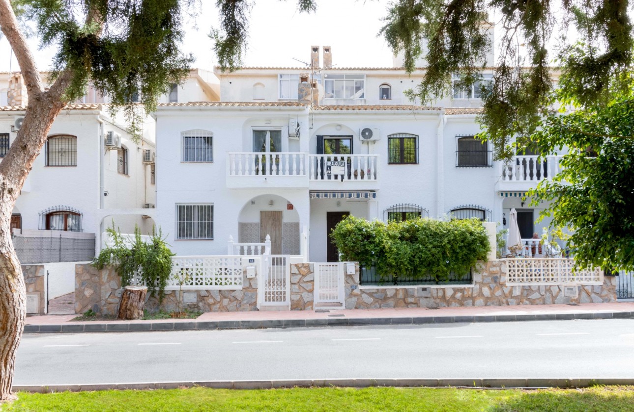 Перепродажа - Таунхаус - Orihuela Costa - La Zenia