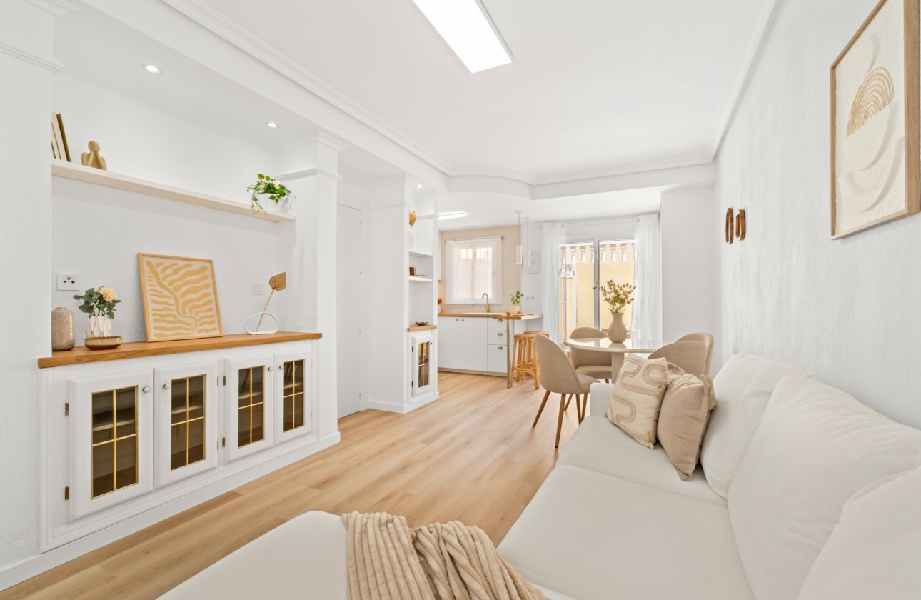Перепродажа - Таунхаус - Orihuela Costa - Las Filipinas