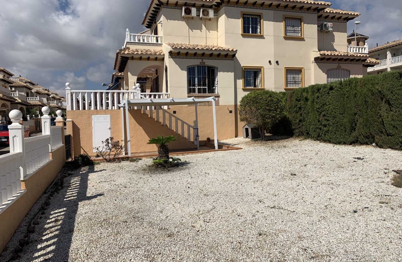 Перепродажа - Таунхаус - Orihuela Costa - Lomas de Cabo Roig