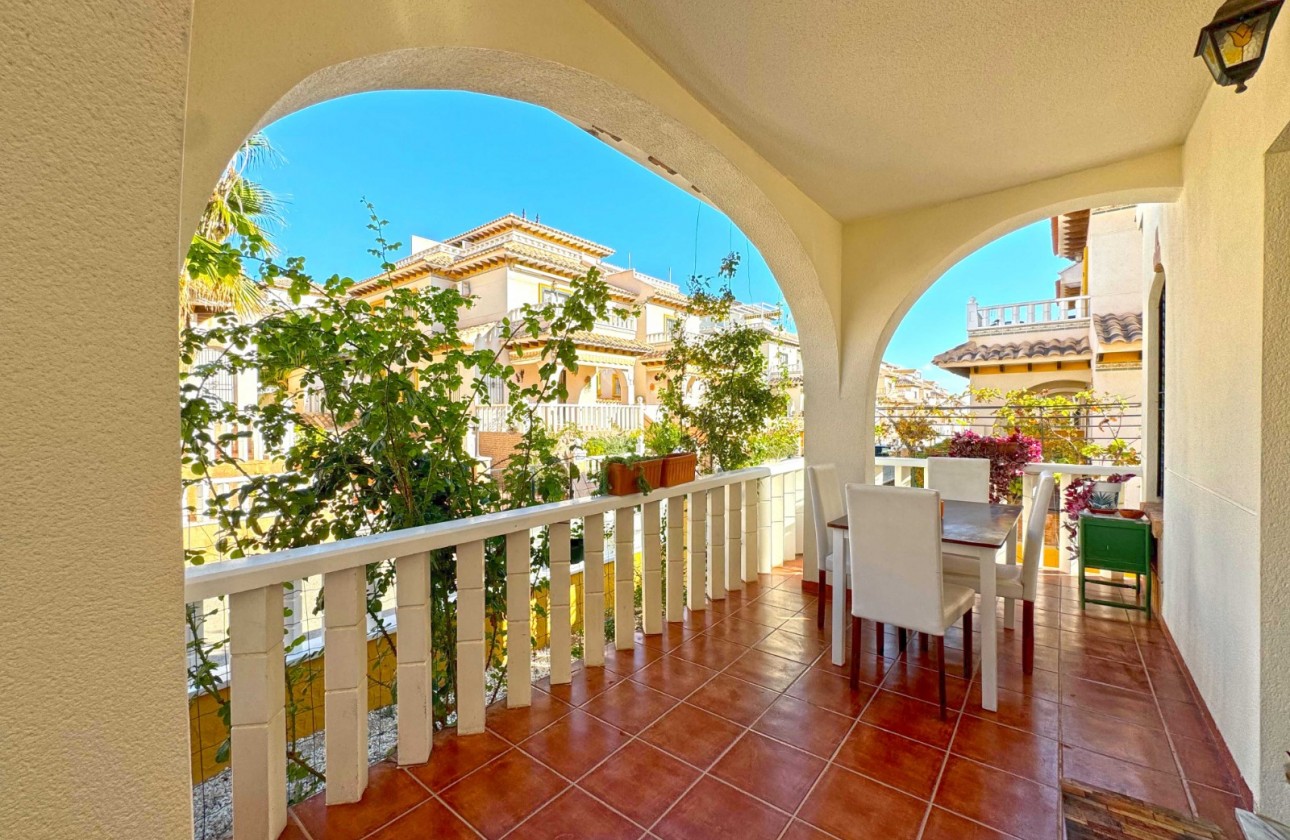 Перепродажа - Таунхаус - Orihuela Costa - Lomas de Cabo Roig