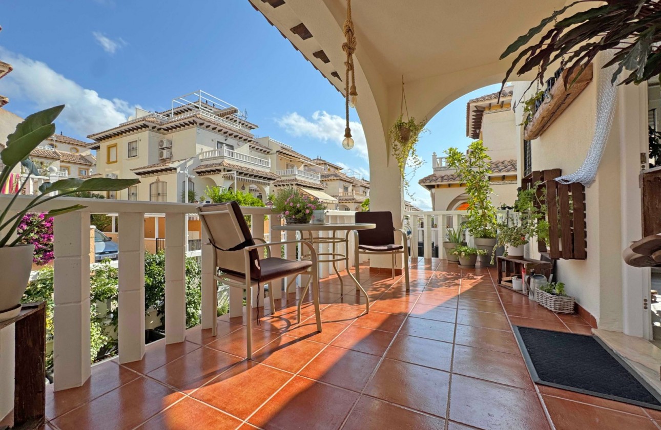 Перепродажа - Таунхаус - Orihuela Costa - Lomas de Cabo Roig