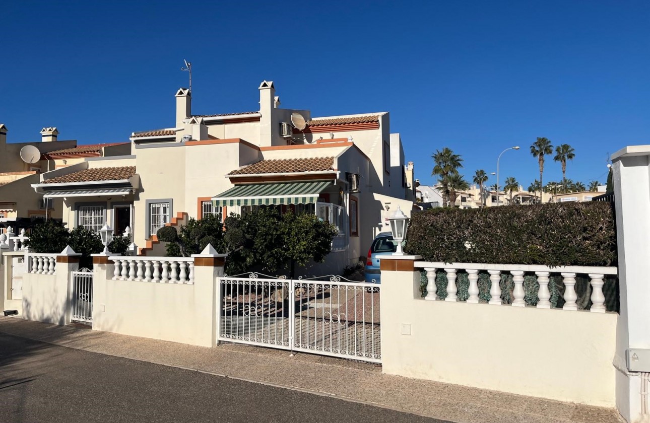 Перепродажа - Таунхаус - Orihuela Costa - Playa Flamenca