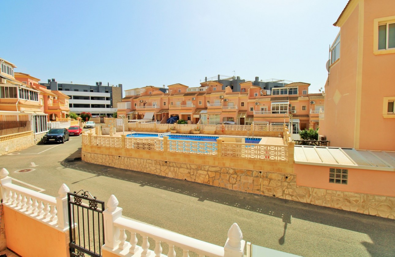 Перепродажа - Таунхаус - Orihuela Costa - Playa Flamenca
