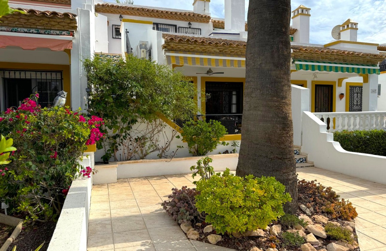 Перепродажа - Таунхаус - Orihuela Costa - Villamartín