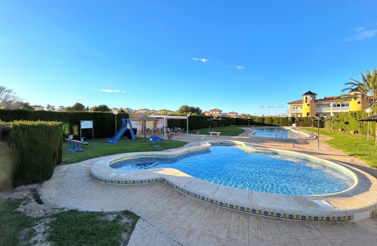 Перепродажа - Таунхаус - Orihuela Costa - Villamartín