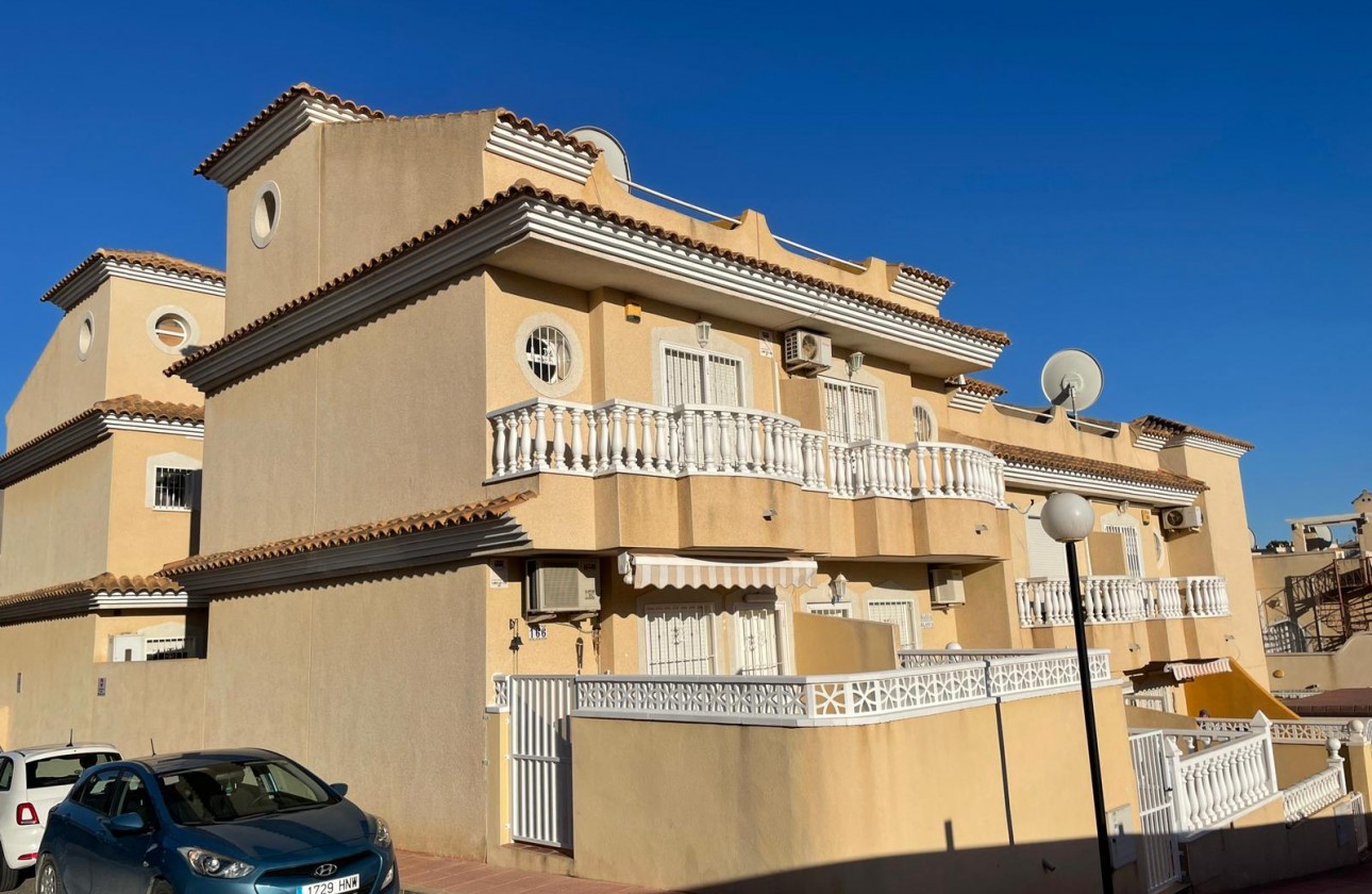 Перепродажа - Таунхаус - Orihuela Costa - Villamartín