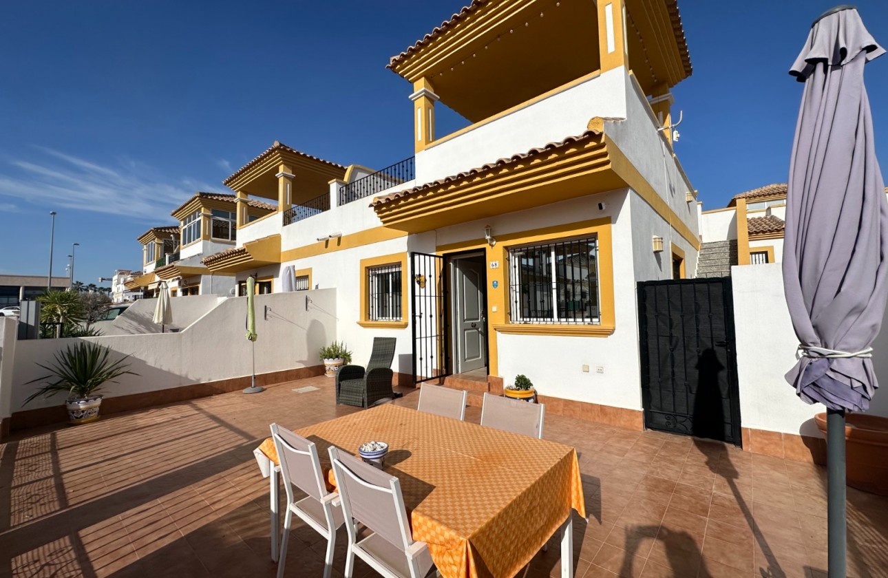 Перепродажа - Таунхаус - Orihuela - Vistabella Golf